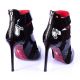 Escarpins vernis multi brides