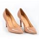 Pumps point-toe in patent leather