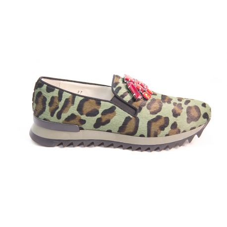 Slip on camouflage